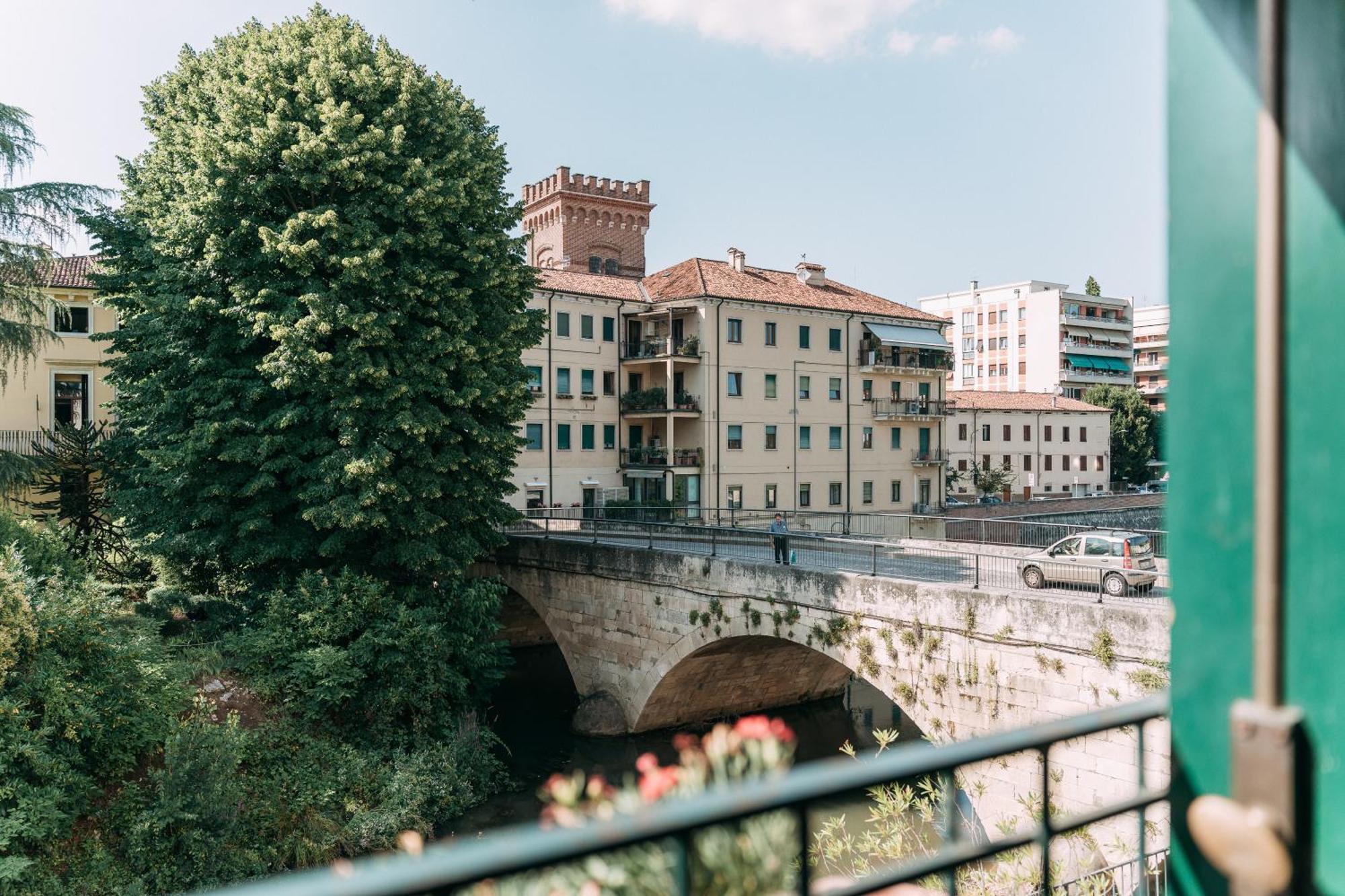 Palladio Apartment - Vista Fiume, In Centro Con Garage Виченца Экстерьер фото